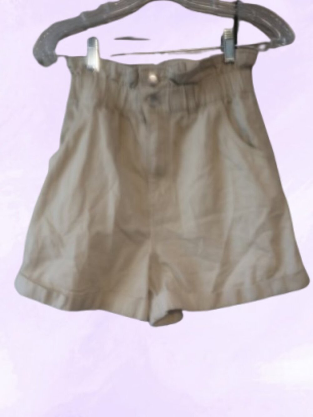 H&M paper bag short shorts high waisted high rise vacation in khaki brown size 4